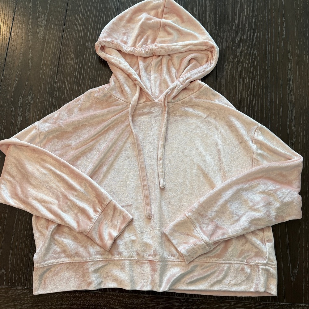 Love by GAP Baby Pink Velour Cropped Boxy Hooded Long‎ Sleeve Top Size Medium